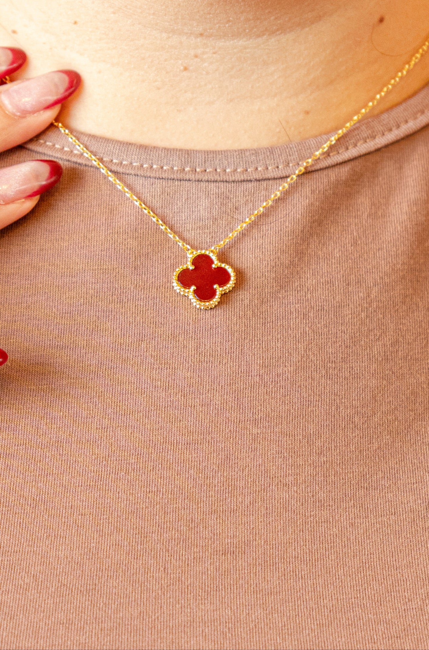 Clover Pendant Necklace